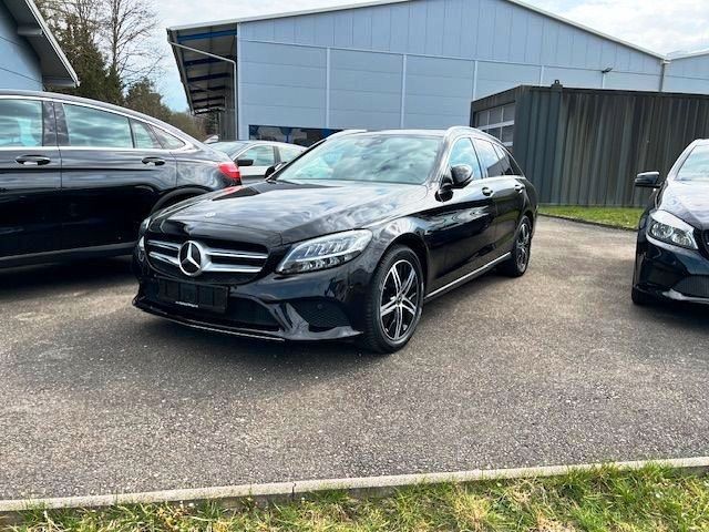 MERCEDES-BENZ C 180 T AVANTGARDE LED/NAVI/RÜCKF.CA./SPUR/TOTW.