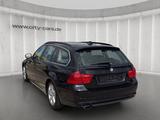BMW 320i Touring*Autom.*1.Hand*Leder*Panorama*Mwst.* - BMW 320 mit Benzin-Antrieb: Schwarz