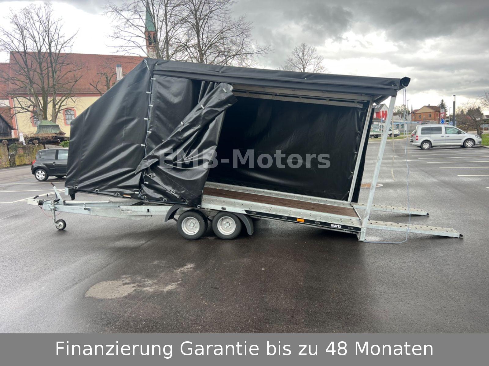 Andere Autotransporter Geschlossen Plane Luxusfahrzeuge