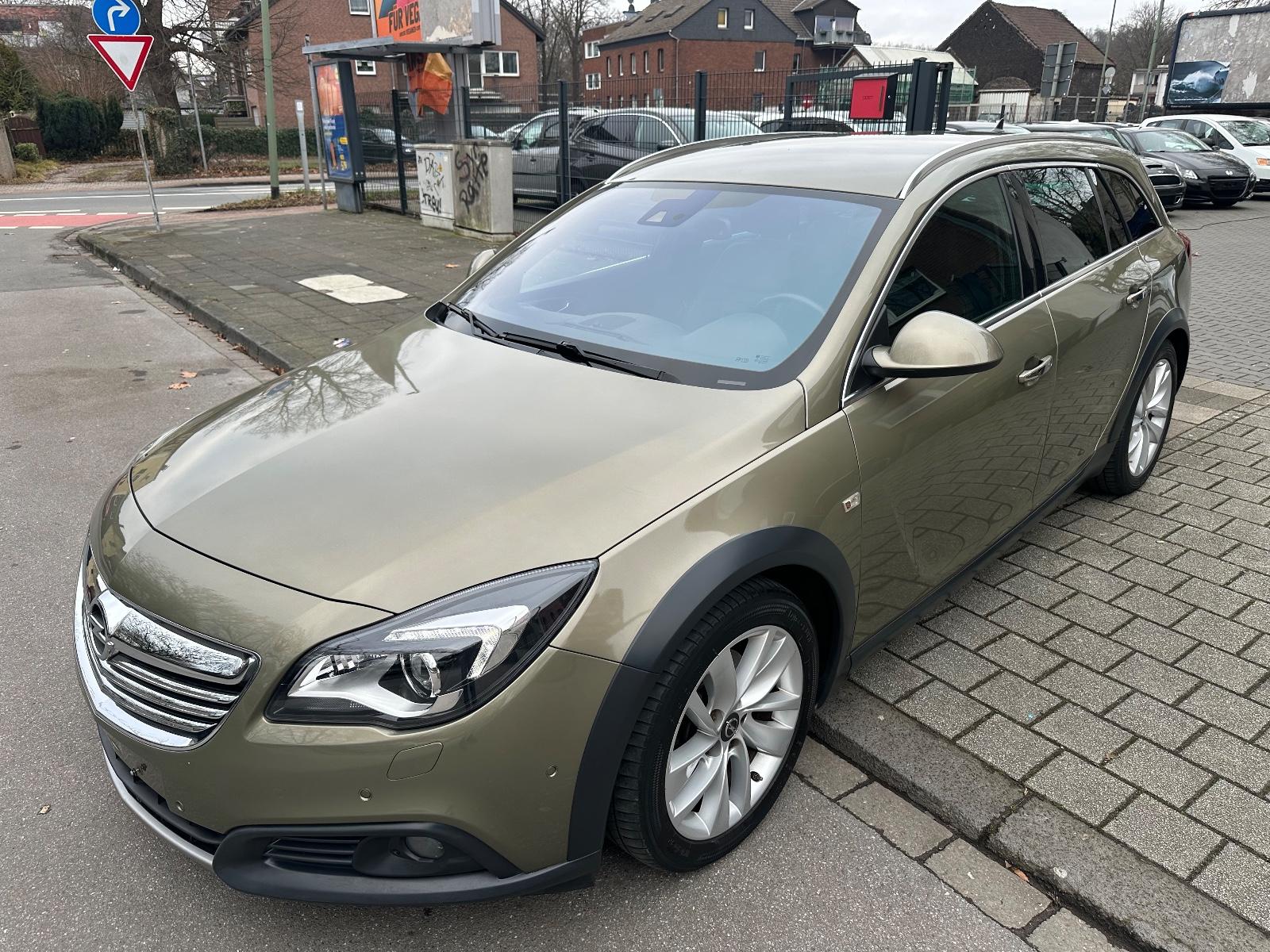 Opel Insignia Country Tourer 2.0 CDTI OPC