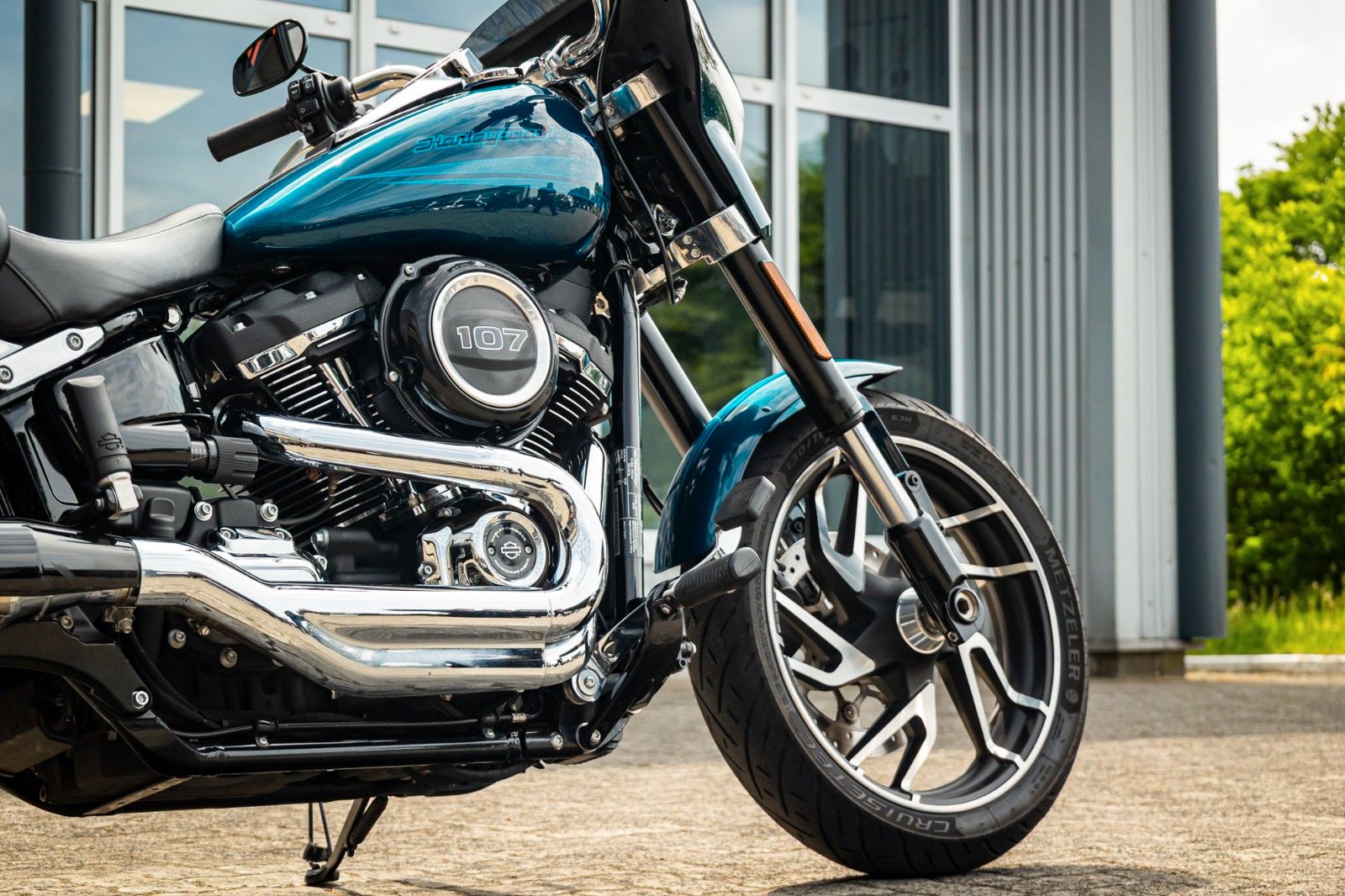 Fahrzeugabbildung Harley-Davidson FLSB Sport Glide Softail - MILLER -