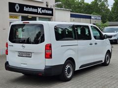 Fahrzeugabbildung Vivaro Kombi L