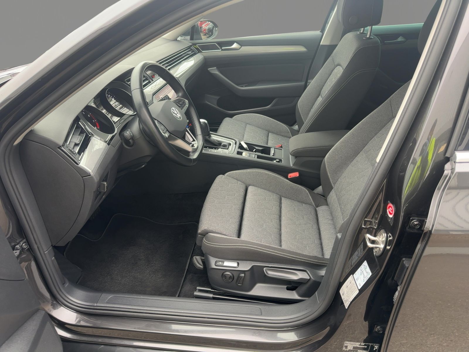 Volkswagen Passat Variant - Bild 7