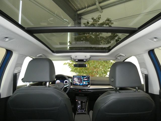 Golf Variant 1.5 eTSI Style DSG AHK PANO KAMERA