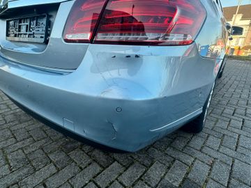 Mercedes E 200 - 12