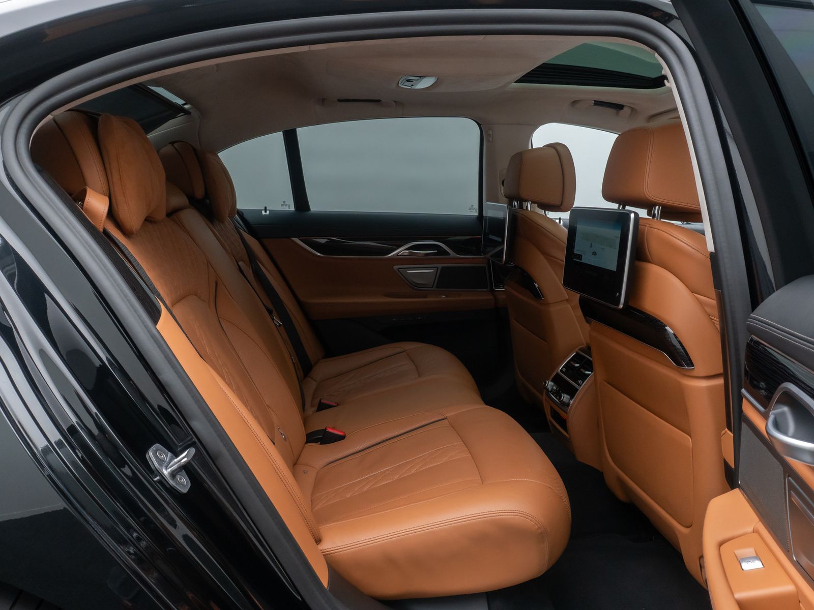 Fahrzeugabbildung BMW 750d xD M Sport 360&deg; Massage FondEnt Laser Voll