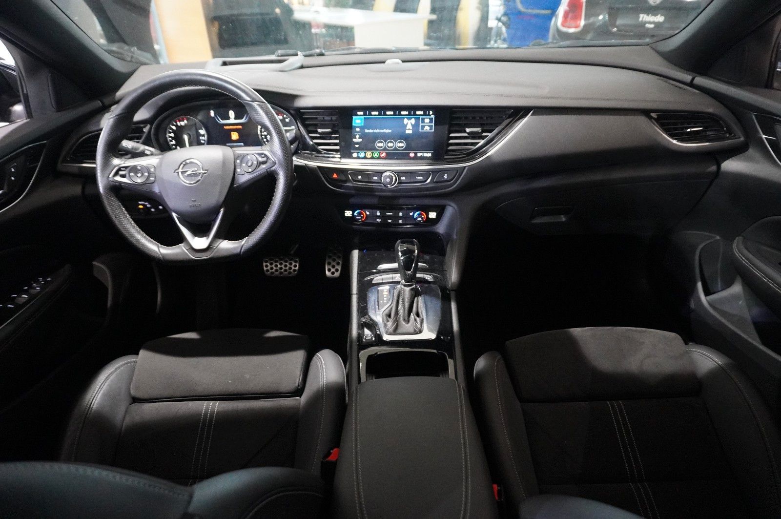 Fahrzeugabbildung Opel Insignia B GS 2.0D ELEGANCE NAVI/OPC/KAMERA/HUD