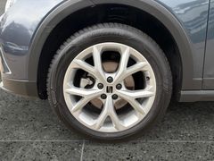 Fahrzeugabbildung Seat Arona FR 1.0 TSI 116 PS Navi Sitzh LED Alu PDC