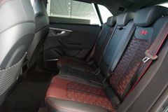 AUDI RSQ8 performance | RS-Dynamik+ | Pano | 305 km/h AUDI RSQ8 performance | RS-Dynamik+ | Pano | 305 km/h