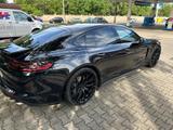 Porsche Panamera 4S 
