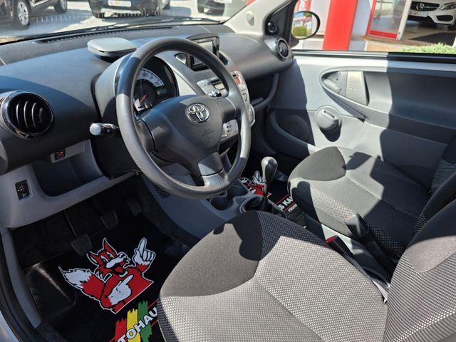 TOYOTA Aygo — Foto 13