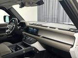 Land Rover Defender 110 S NAVI/LEDER/LED - Land Rover Defender: Automatik