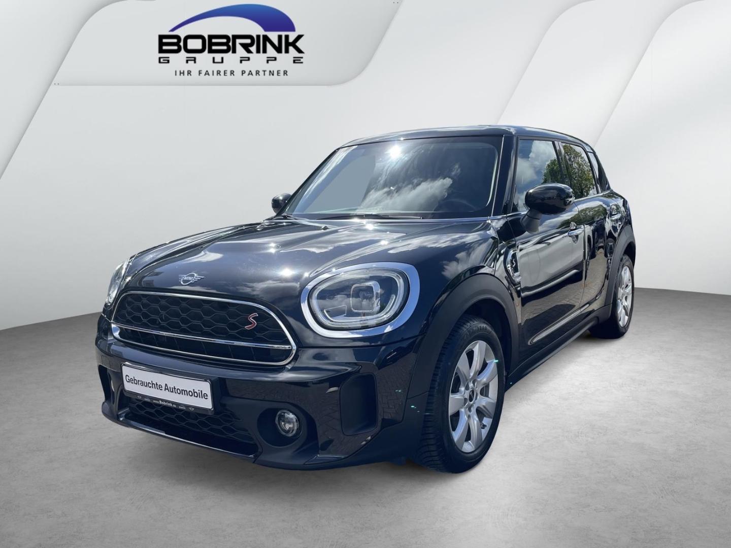 MINI Cooper S Essential Trim LED Shz DAB Navi PDC