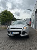 Ford Kuga 1,6 EcoBoost 2x4 110kW Titanium - Ford Kuga: 1.6