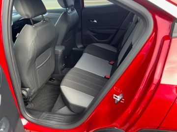 Opel Mokka Electric Elegance 11 KW Charger Multimedia