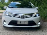 Toyota Avensis Combi 2,2-l-D-4D Automatik Executive... - Toyota Avensis mit Diesel-Antrieb: Kombi, Automatik, 2.2