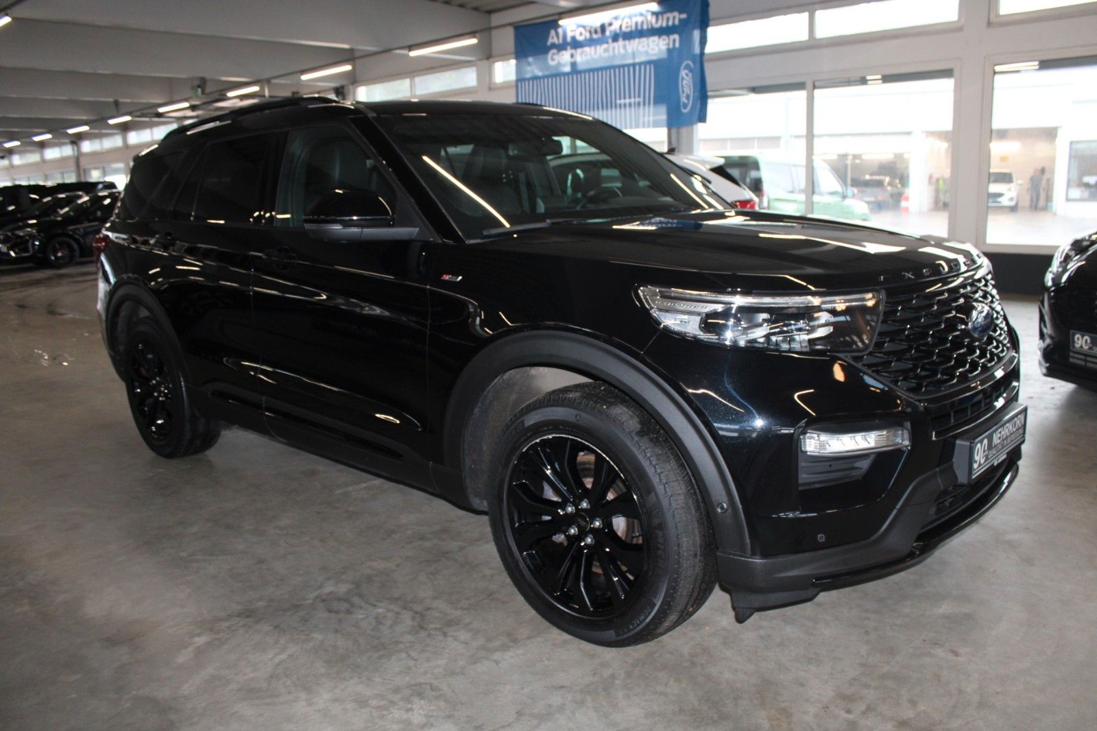 Fahrzeugabbildung Ford Explorer 3,0 PHEV Aut. ST-Line 7-Sitze PANO AHK