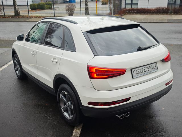 Audi Q3 2.0TDI*S-TRONIC*AMBIENTE*PDC*LED*