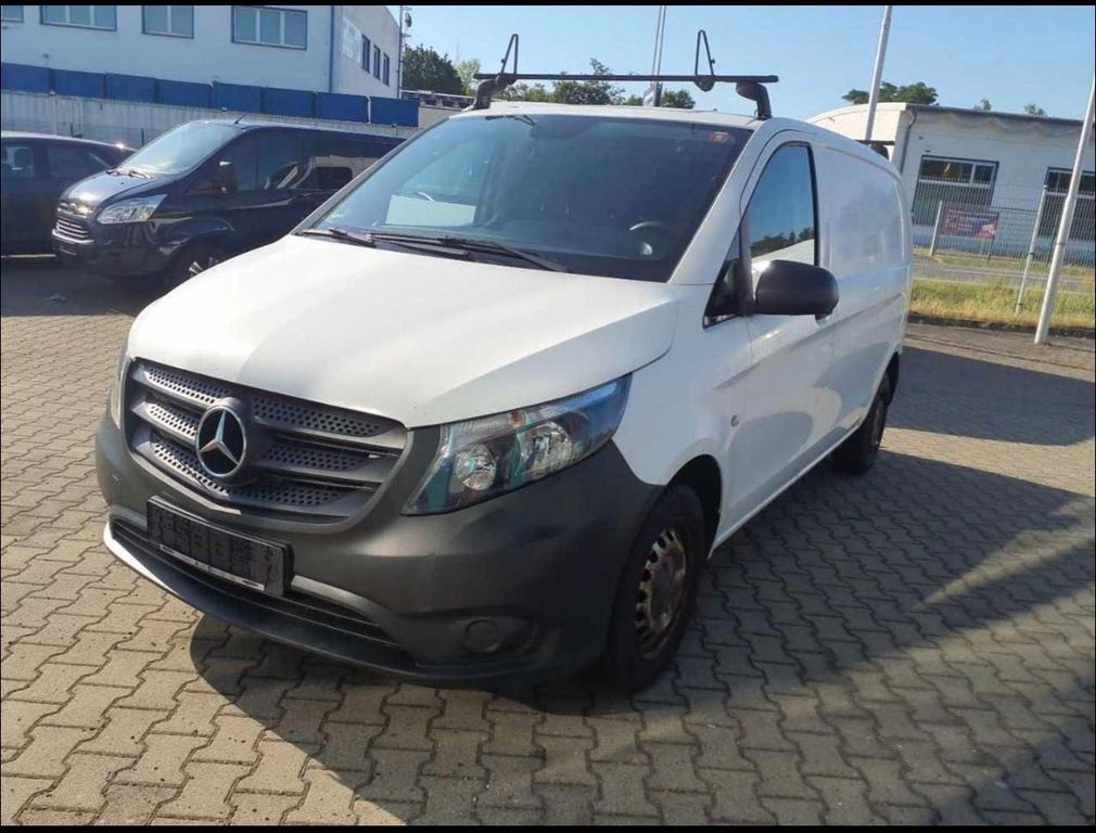 Image of Mercedes-Benz Vito