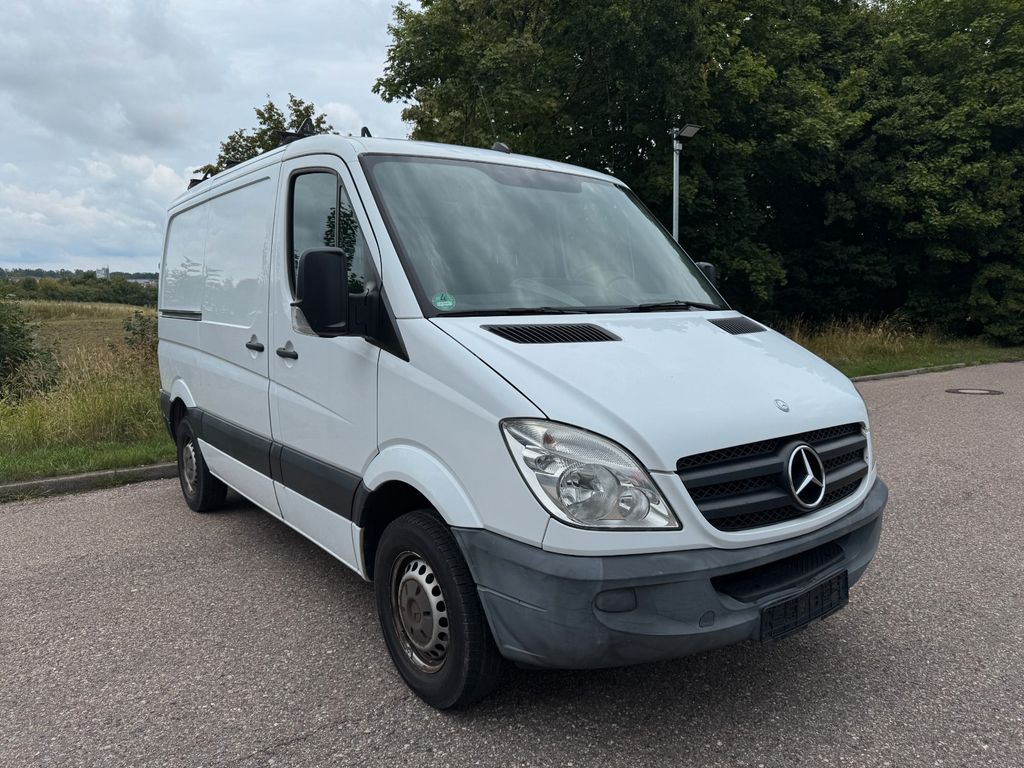 Mercedes-Benz Sprinter II Kasten 210 CDI, AHK, Bott Einrichtun