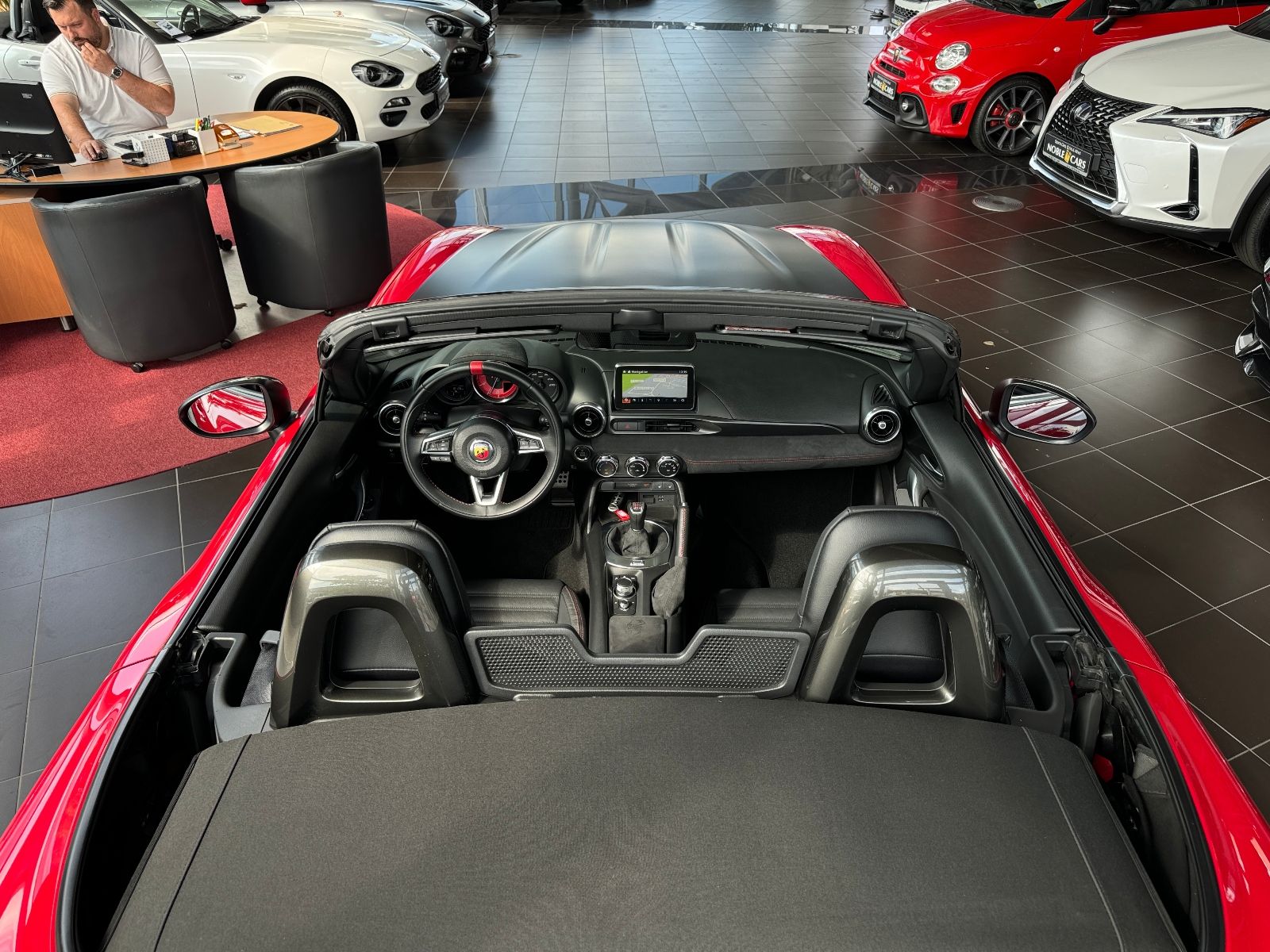 Fahrzeugabbildung Abarth 124 Spider Turbo Turismo LEDER BOSE NAV