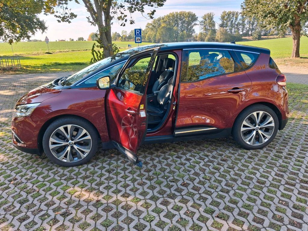 Image of Renault Scenic