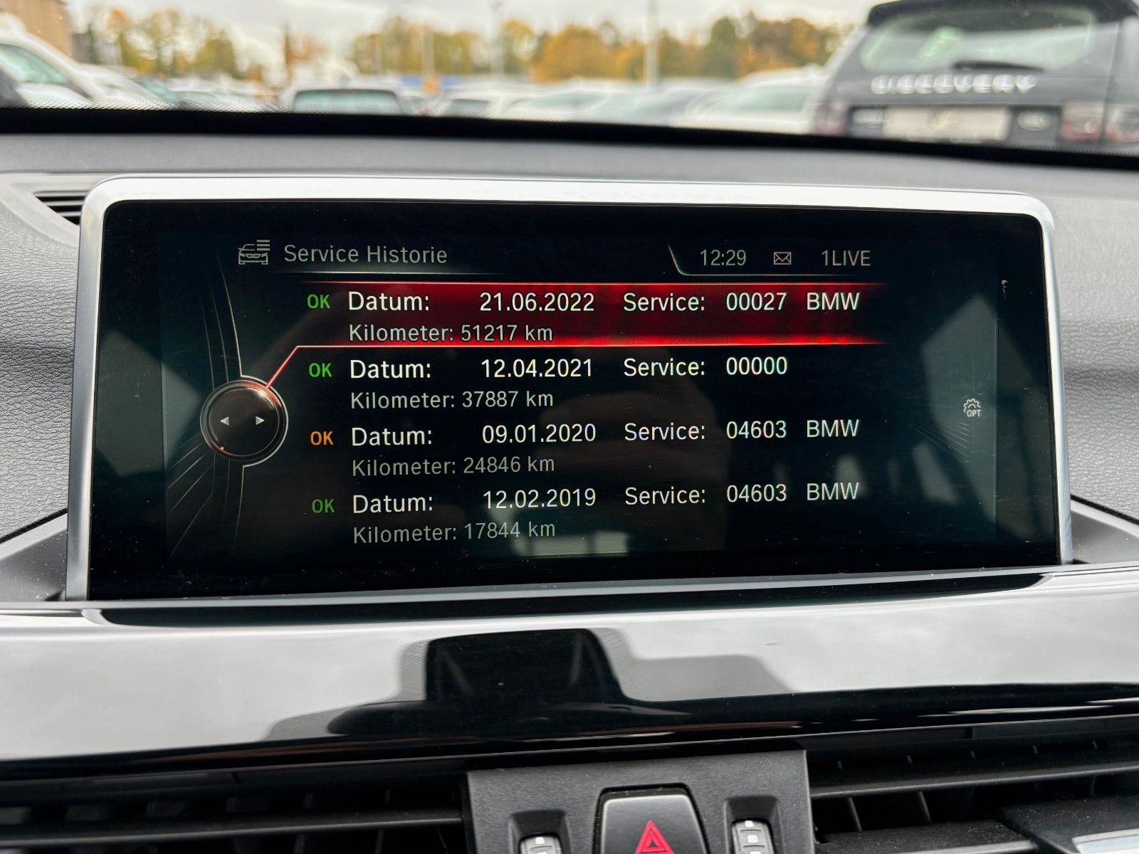 Fahrzeugabbildung BMW X1 xDrive25i Aut. SPORT LINE Navi LED HUD HiFi