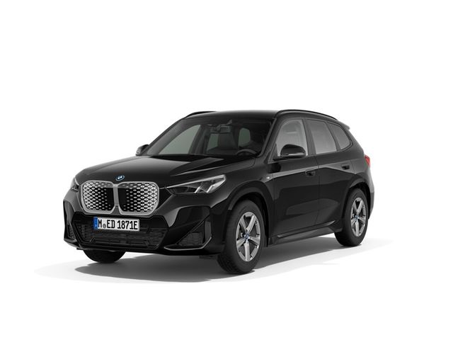 BMW iX1 M Sport xDrive 30 Park-Assistent