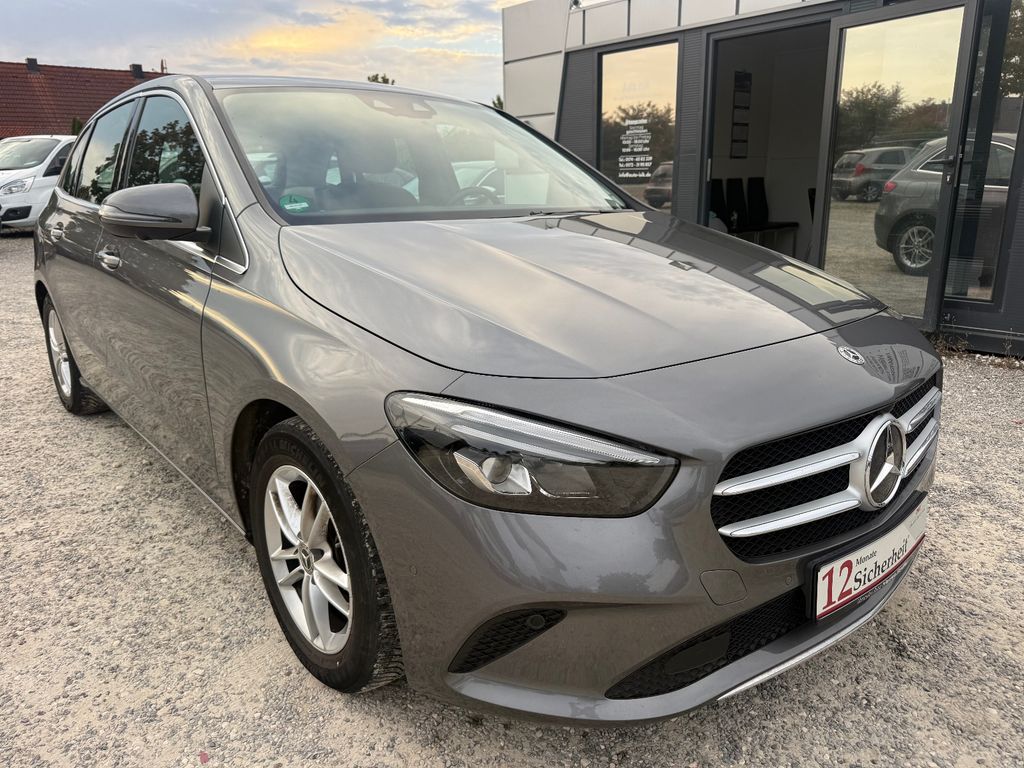 Image of Mercedes-Benz B 200