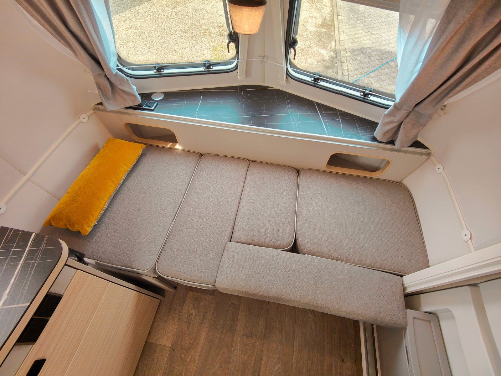 Fahrzeugabbildung HYMER / ERIBA / HYMERCAR Touring 310 Urban - SPRING SALE -
