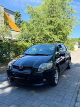 Toyota Auris - Toyota Auris in Nürnberg
