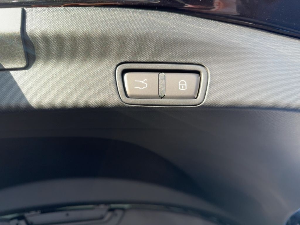 Fahrzeugabbildung Alfa Romeo Stelvio INTENSA Q4, AHK, Leder, PDC, Navi,