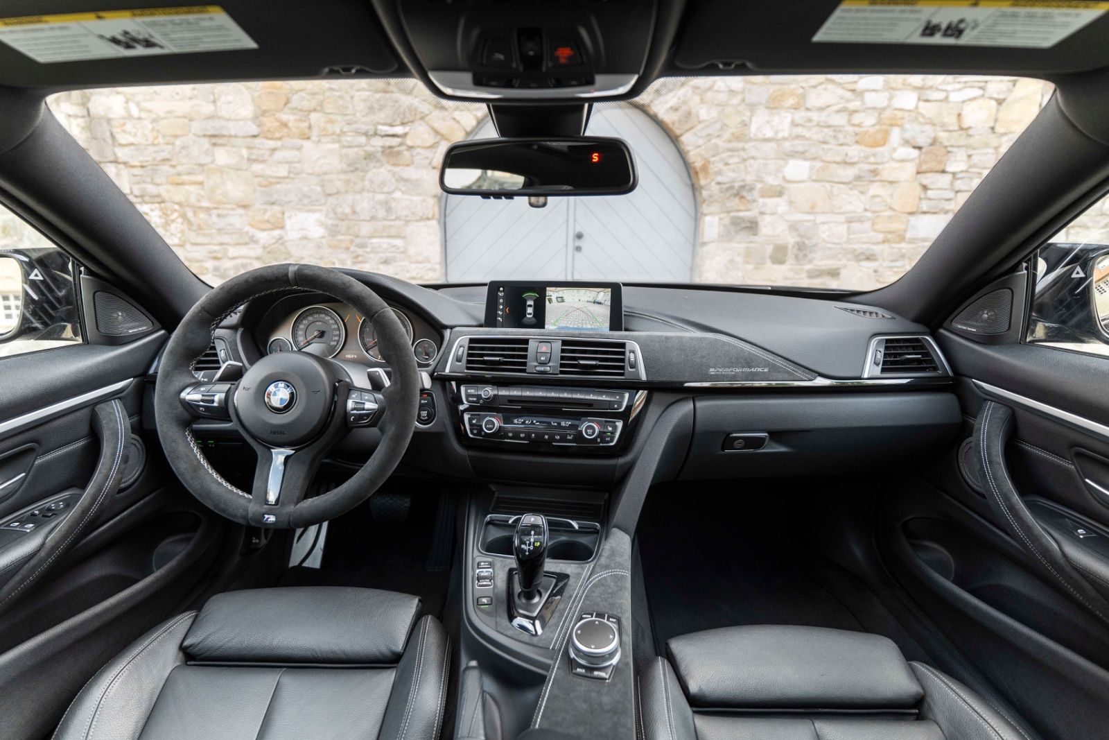 Fahrzeugabbildung BMW 440I COUPE M-PERFORMANCE H&K LED HUD KAM CARPLAY