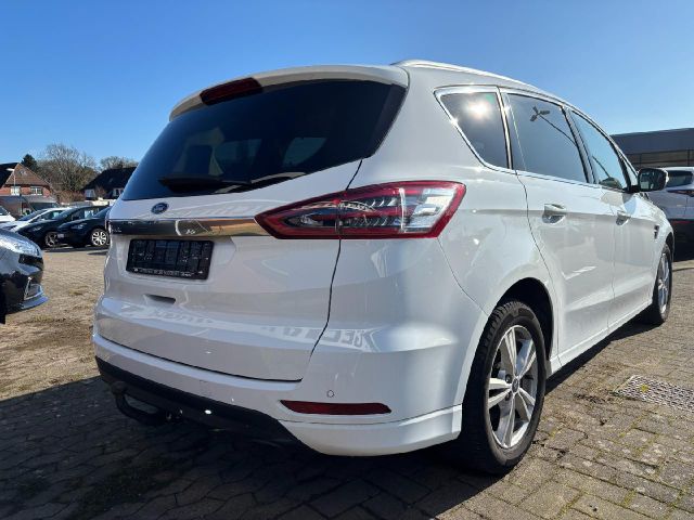 Ford S-MAX Titanium