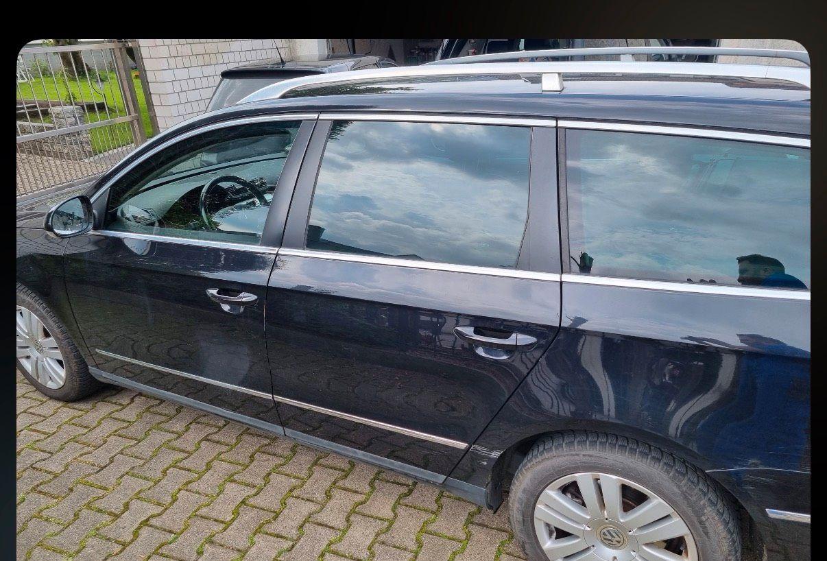 Volkswagen Passat 2005 — rear view