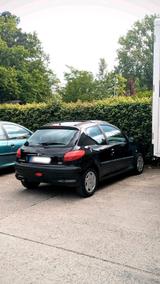 Peugeot 206 - gebrauchte Peugeot 206 aus dem Jahr 2000
