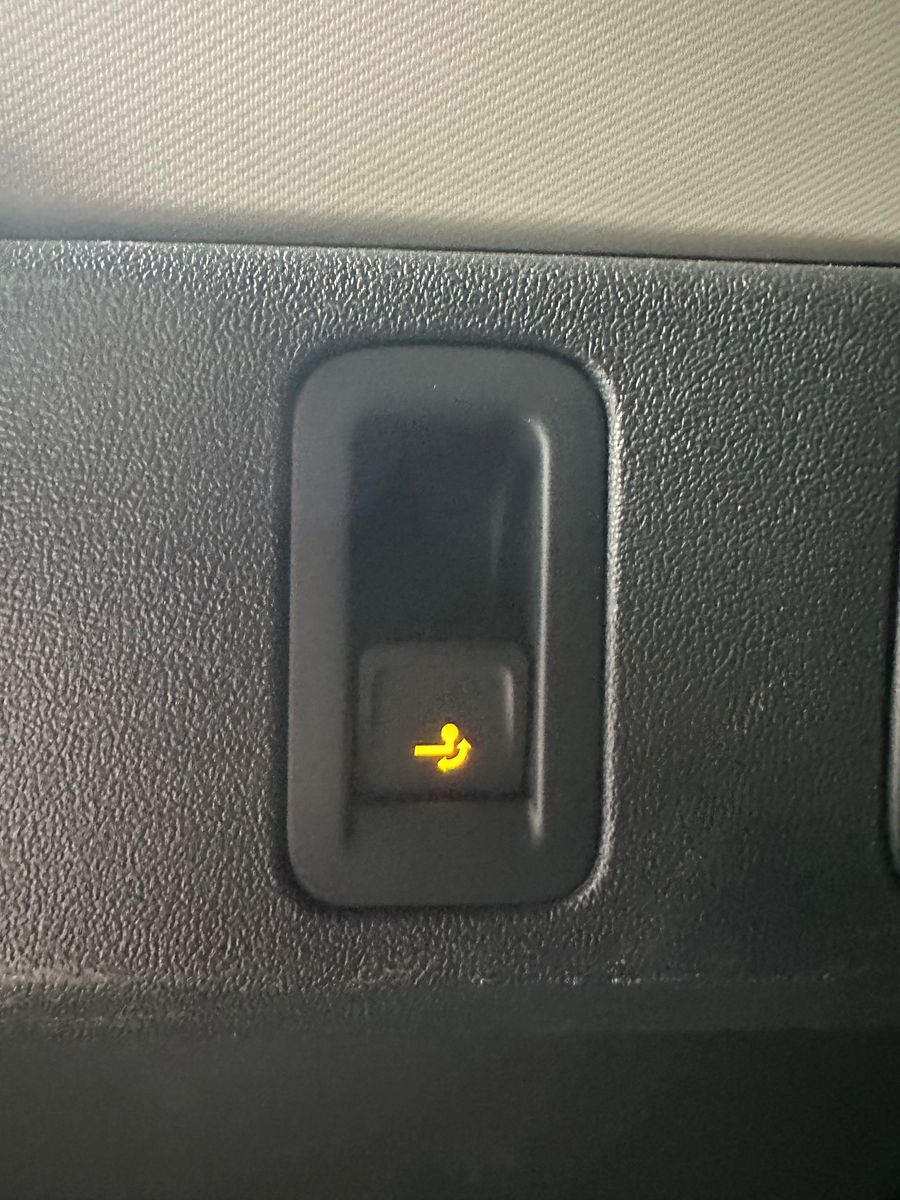 Fahrzeugabbildung Volkswagen Tiguan 2.0 TDI DSG Life NAV+LED+AHK+HUD+KAM+ACC