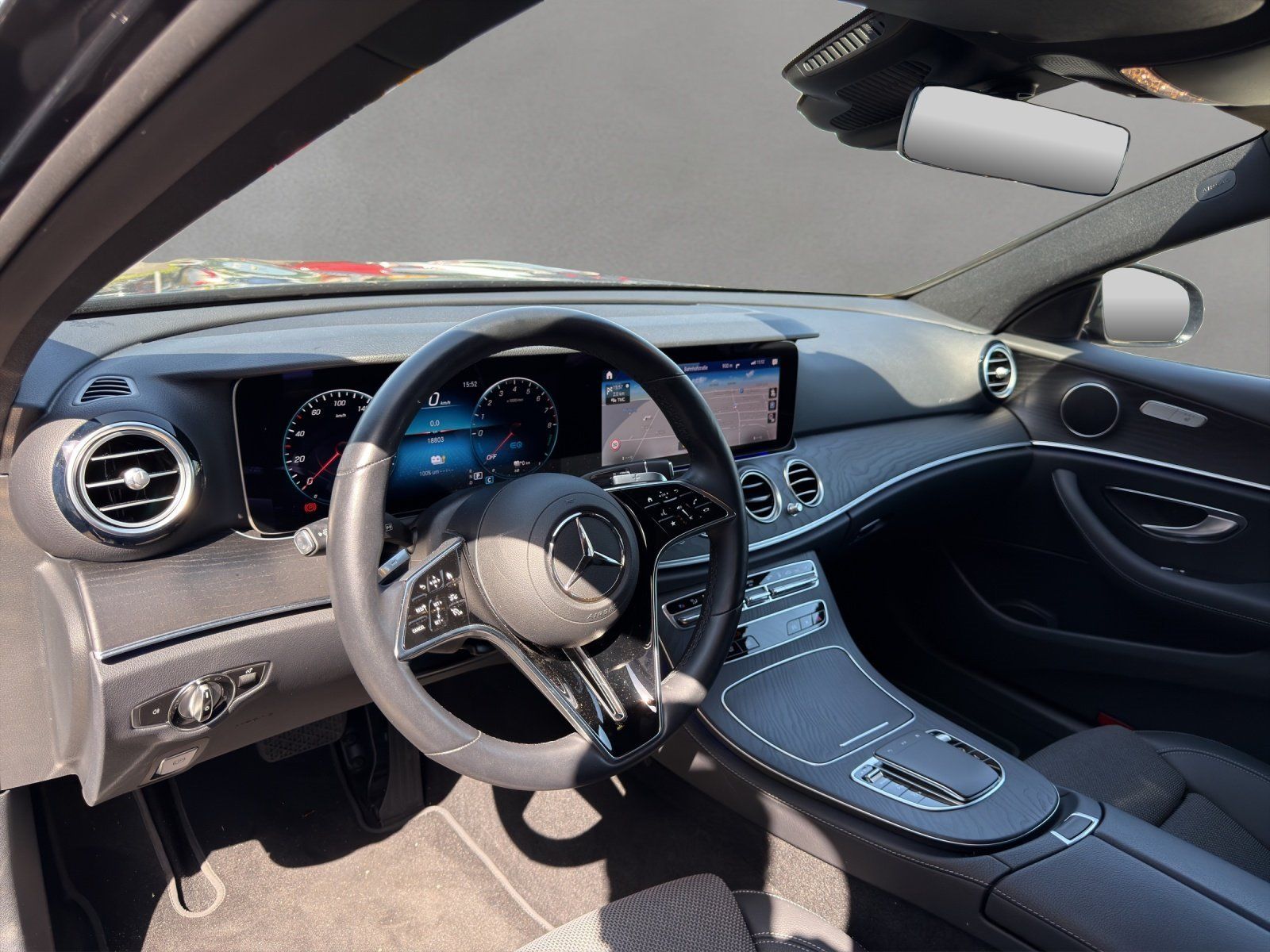 Fahrzeugabbildung Mercedes-Benz E 300 e T-Modell AVANTGARDE DISTRONIC PSD AHK
