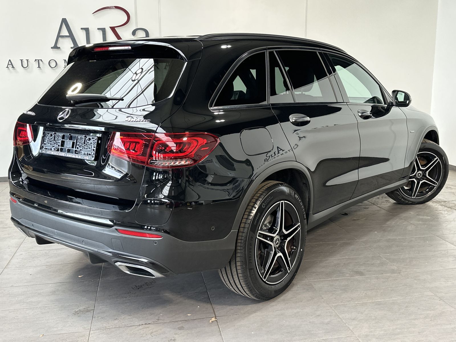 Fahrzeugabbildung Mercedes-Benz GLC 300de 4Matic AMG-Line NAV+LED+KAM+AHK+19ZOLL