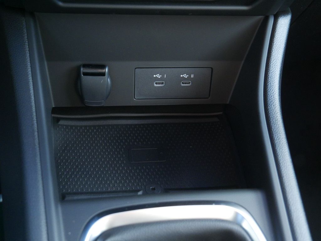 Fahrzeugabbildung Renault Captur Techno TCe 90