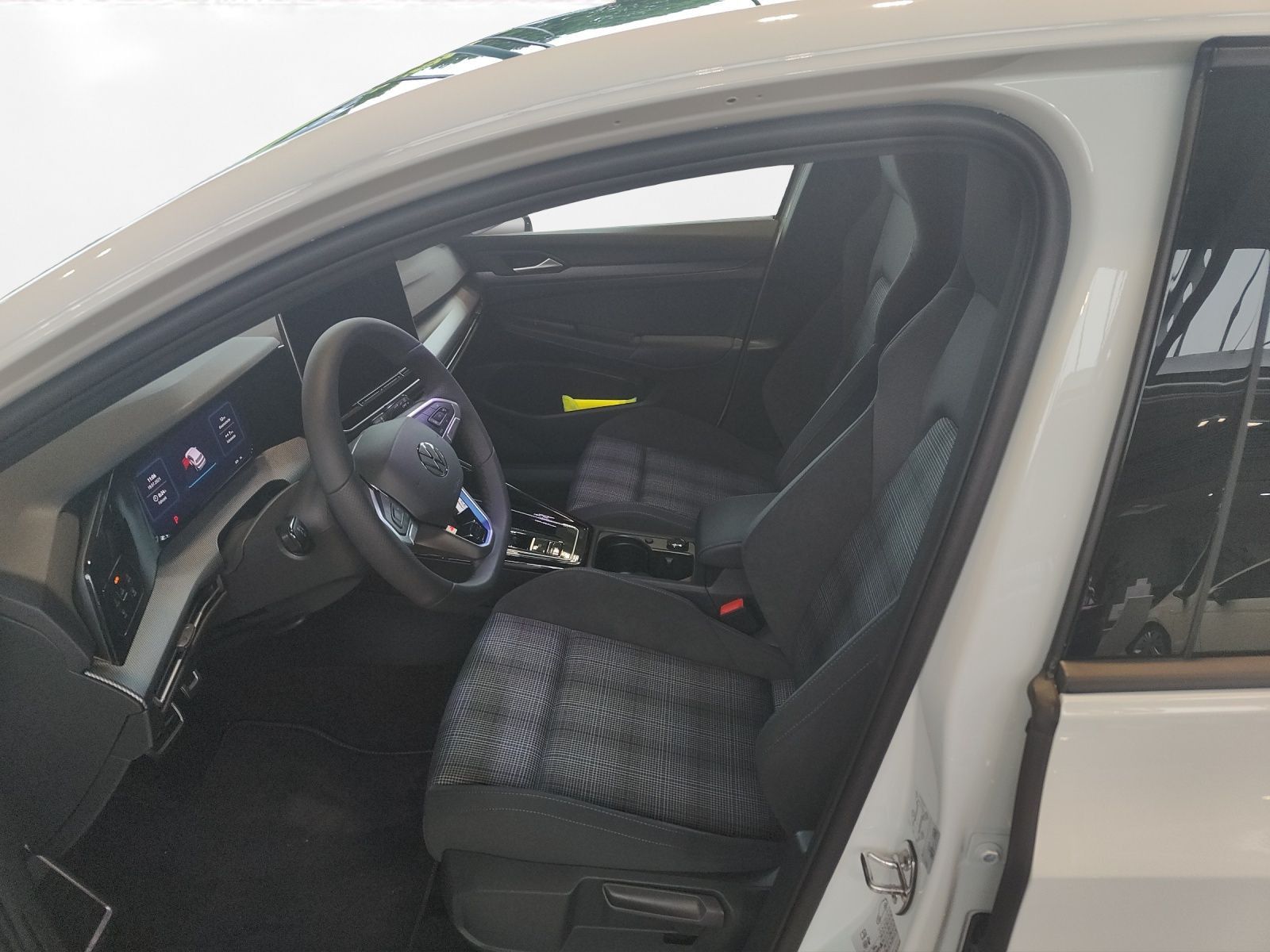 Volkswagen Golf GTE 1,5 l eHybrid IQ Light,Navi, ACC imagem 2