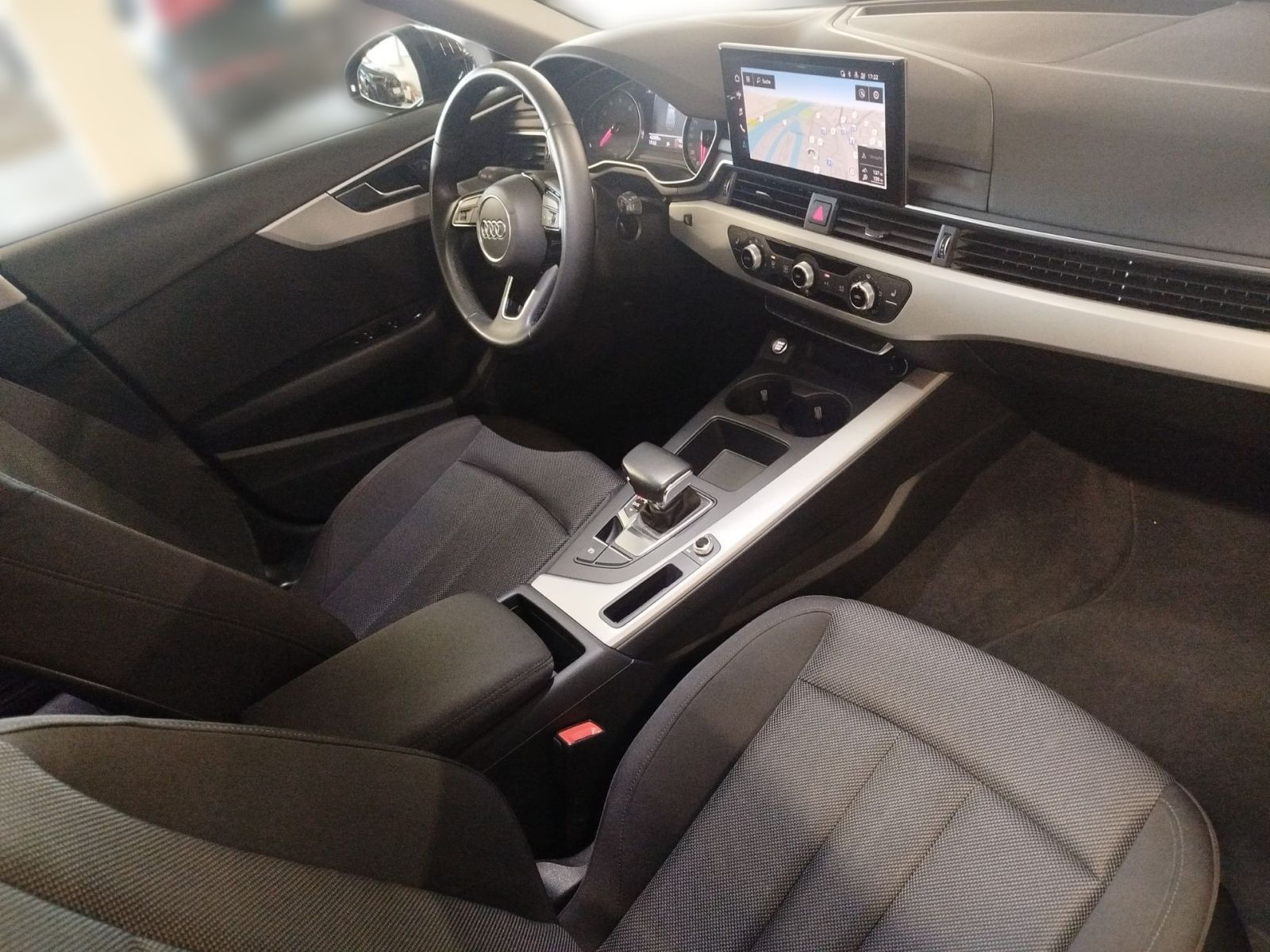 Audi A4 - Bild 13