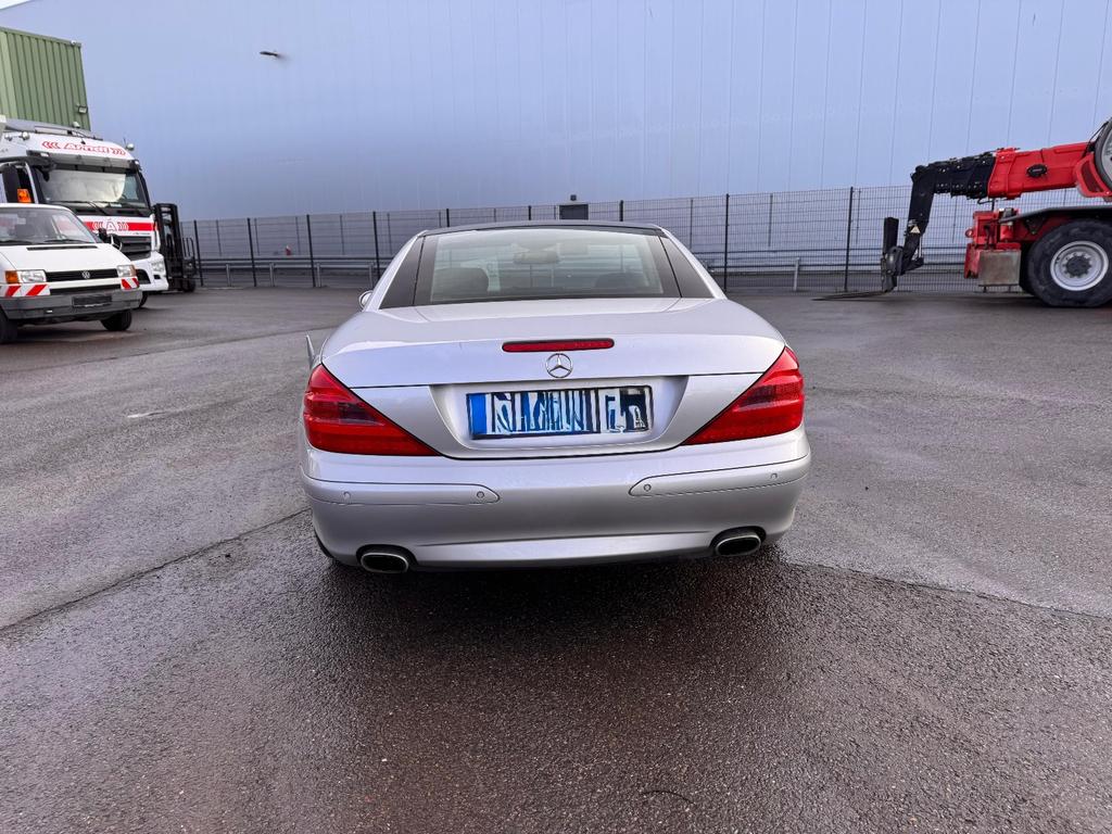 Mercedes-Benz SLR