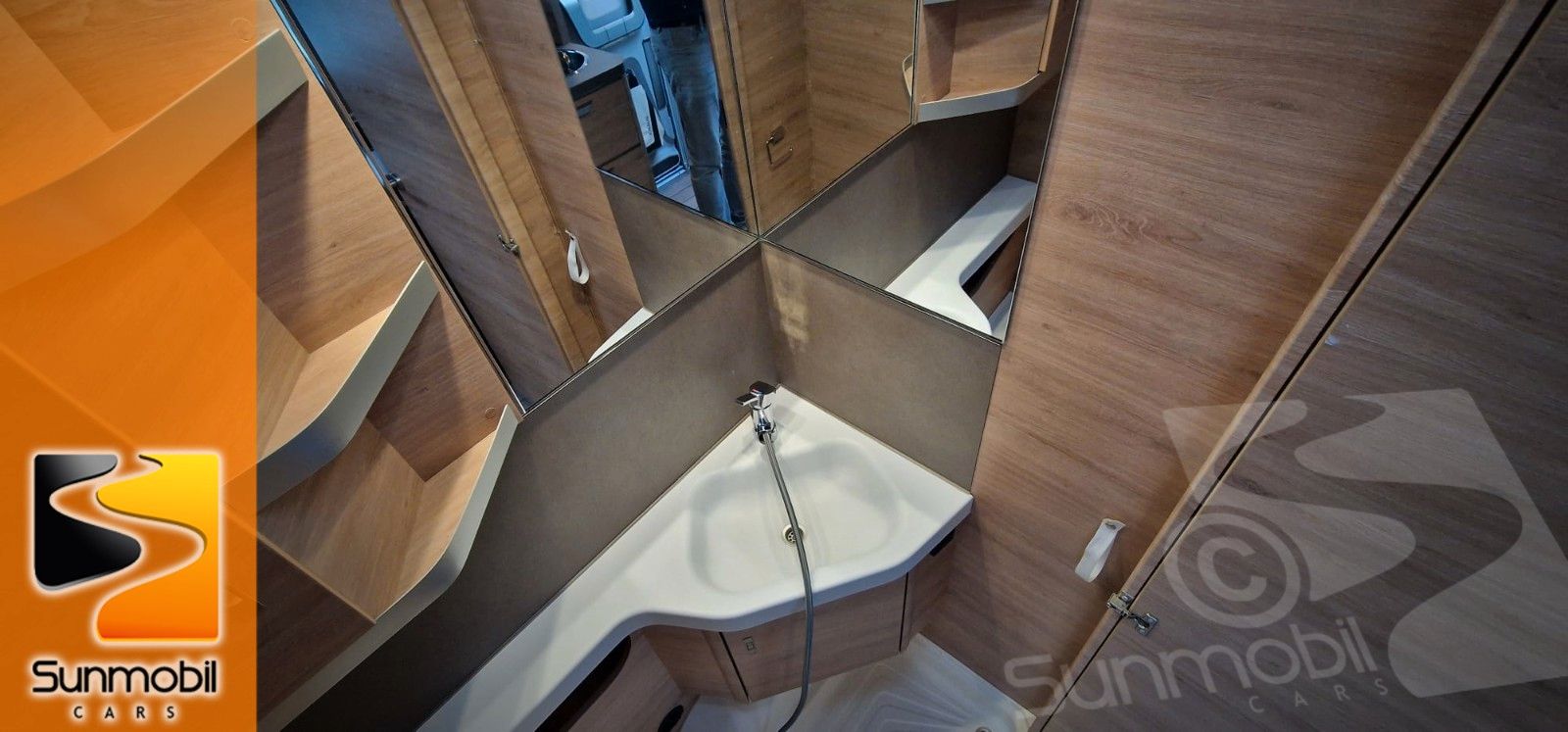 Fahrzeugabbildung Knaus Südwind 500 EU 60 Years Edition Dachklima