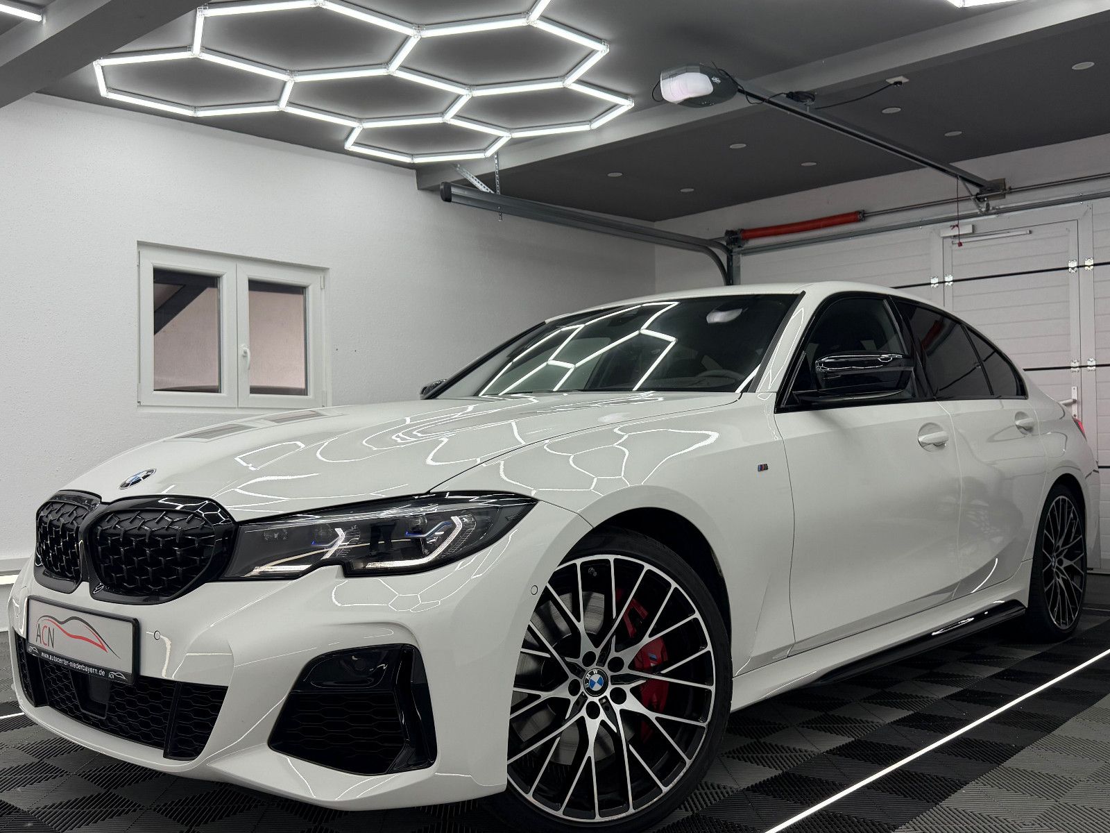 Fahrzeugabbildung BMW M340 i xDrive Lim./KAMERA/HuD/LASER/ACC/DE FZG