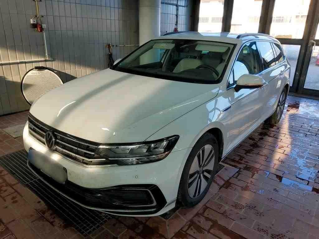 Volkswagen Passat GTE 1.4° ACC°RFK°HUP°VC°VOLLLEDER