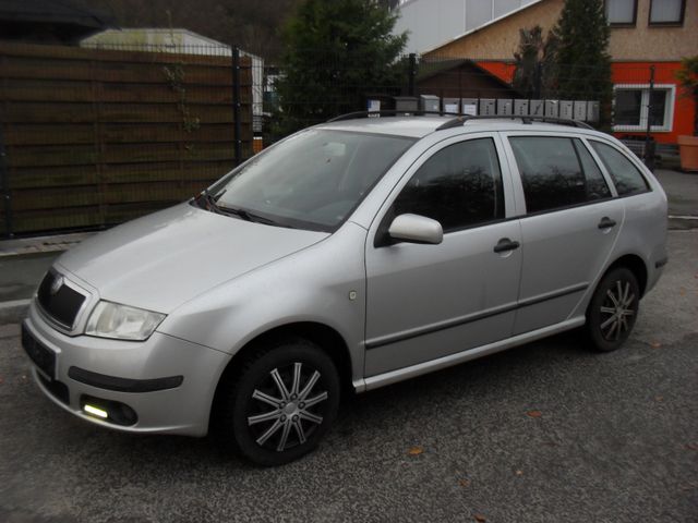 Skoda Fabia Combi 1.4 16V 55 kW Ambiente Ambiente