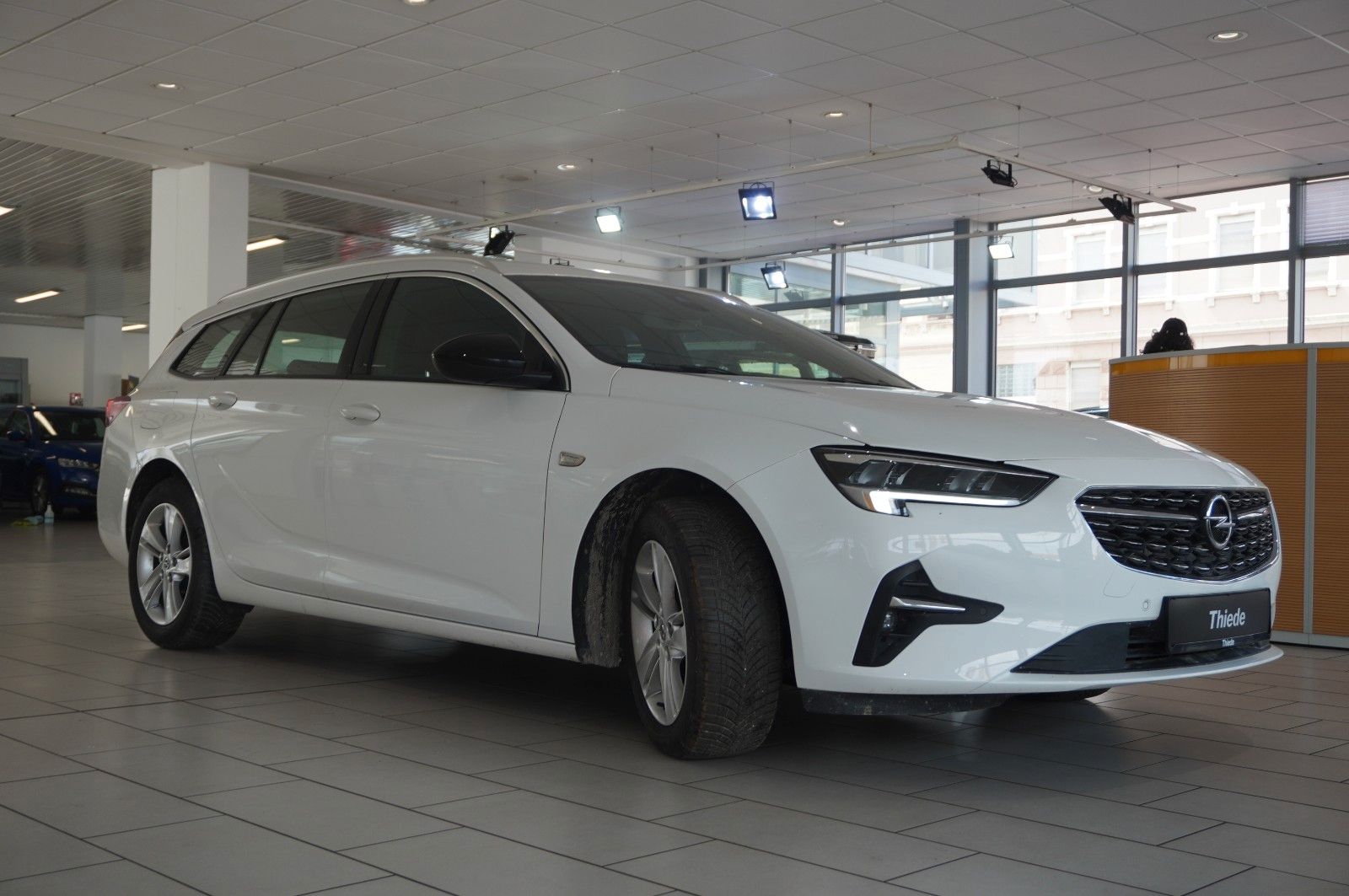 Fahrzeugabbildung Opel Insignia B ST 2.0D BUSINESS NAVI/LED/KAMERA/AHK