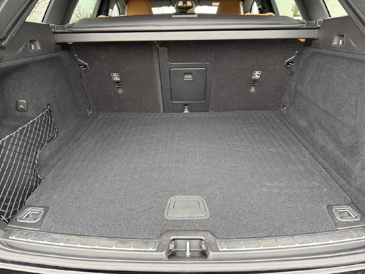 Fahrzeugabbildung Volvo XC60 Plus Bright 2WD