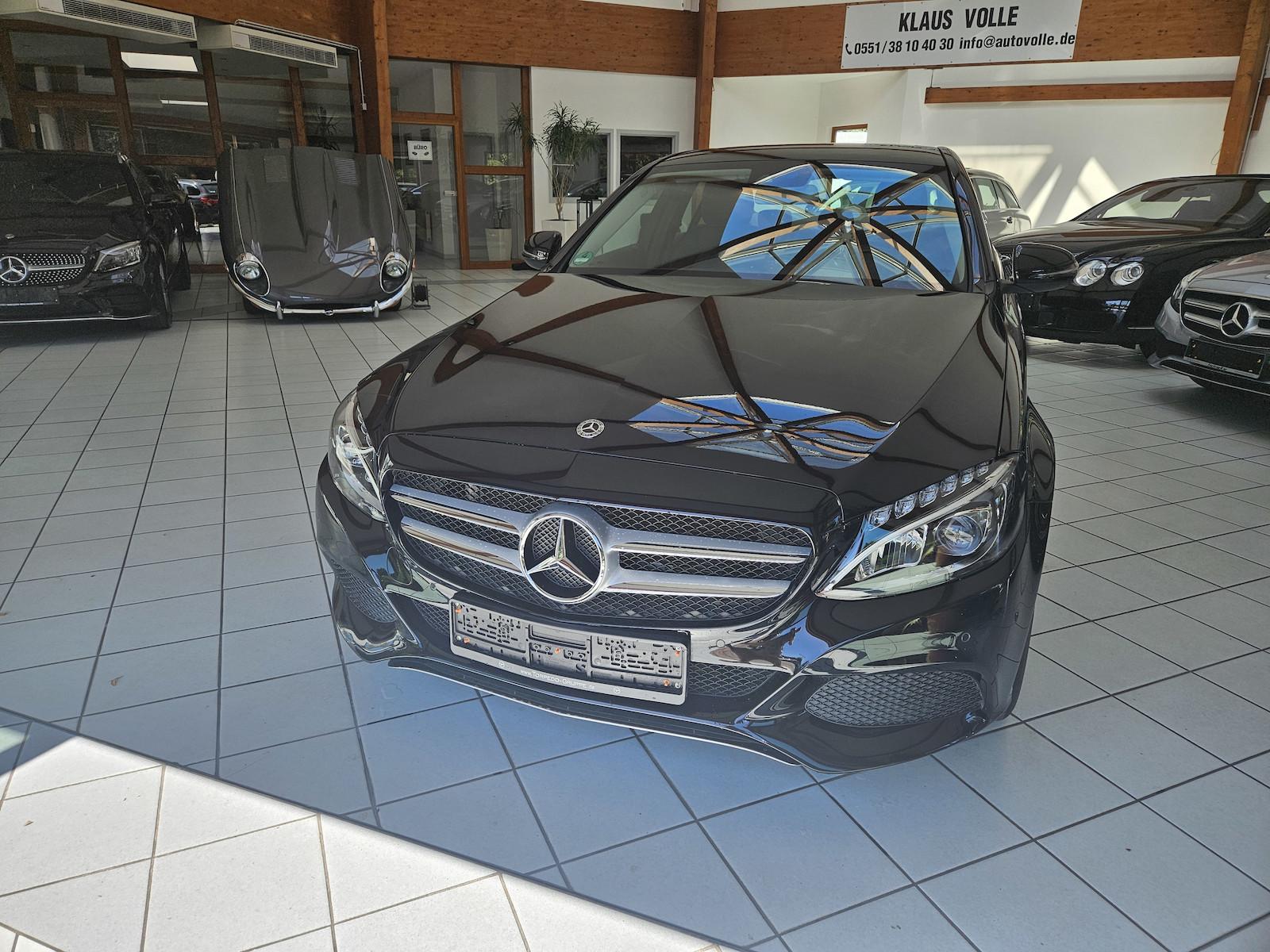 Mercedes-Benz C 180 Avantgarde LED Navi SHZ Klima PDC
